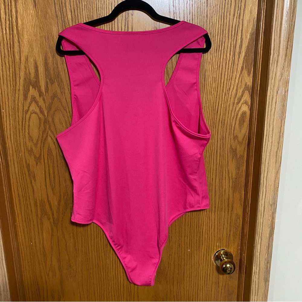 Plus size Scoop Neck Tank Bodysuit - Picture 5 of 5
